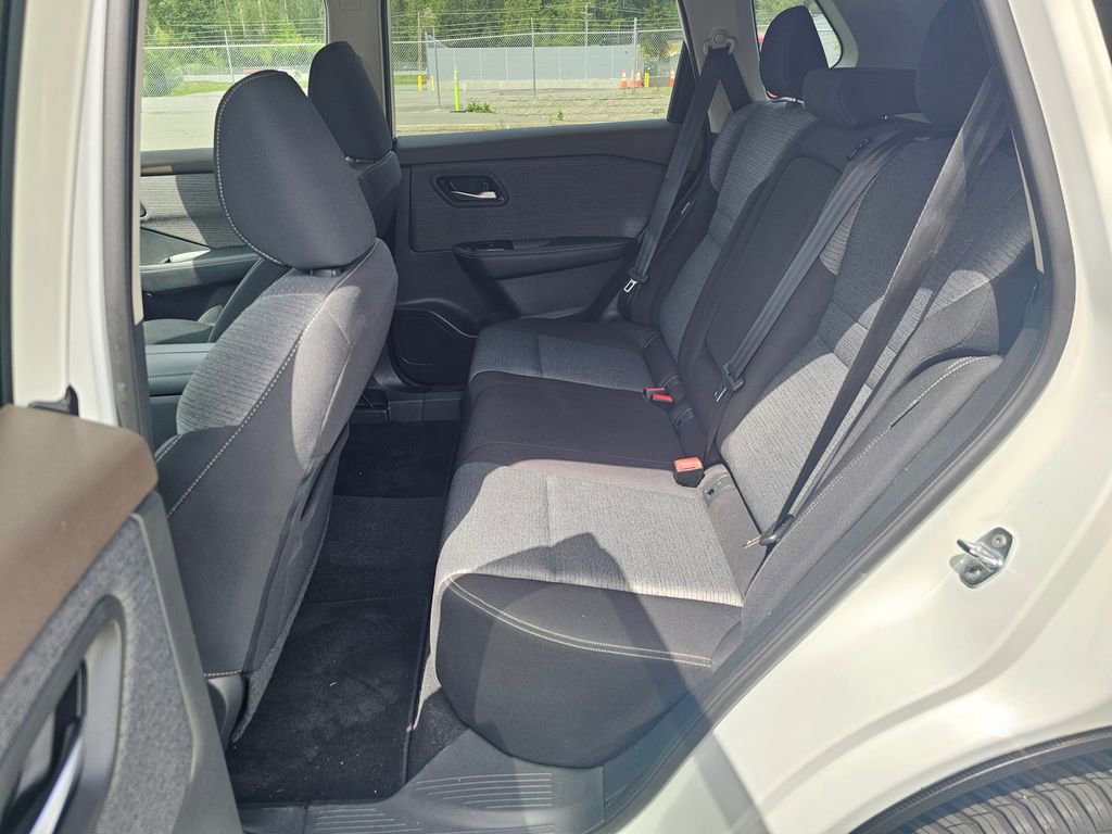 Used 2021 Nissan Rogue SV AWD/4WD image 20
