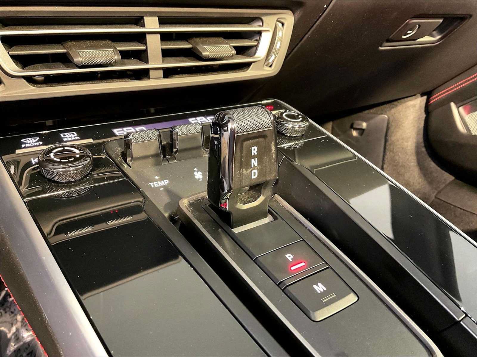 Certified 2022 Porsche 911 Turbo S AWD/4WD image 17