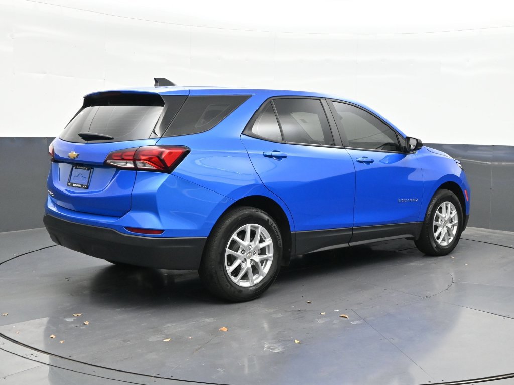 Used 2024 Chevrolet Equinox LS FWD image 5