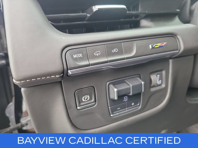 Certified 2023 Cadillac Escalade ESV V AWD/4WD image 32