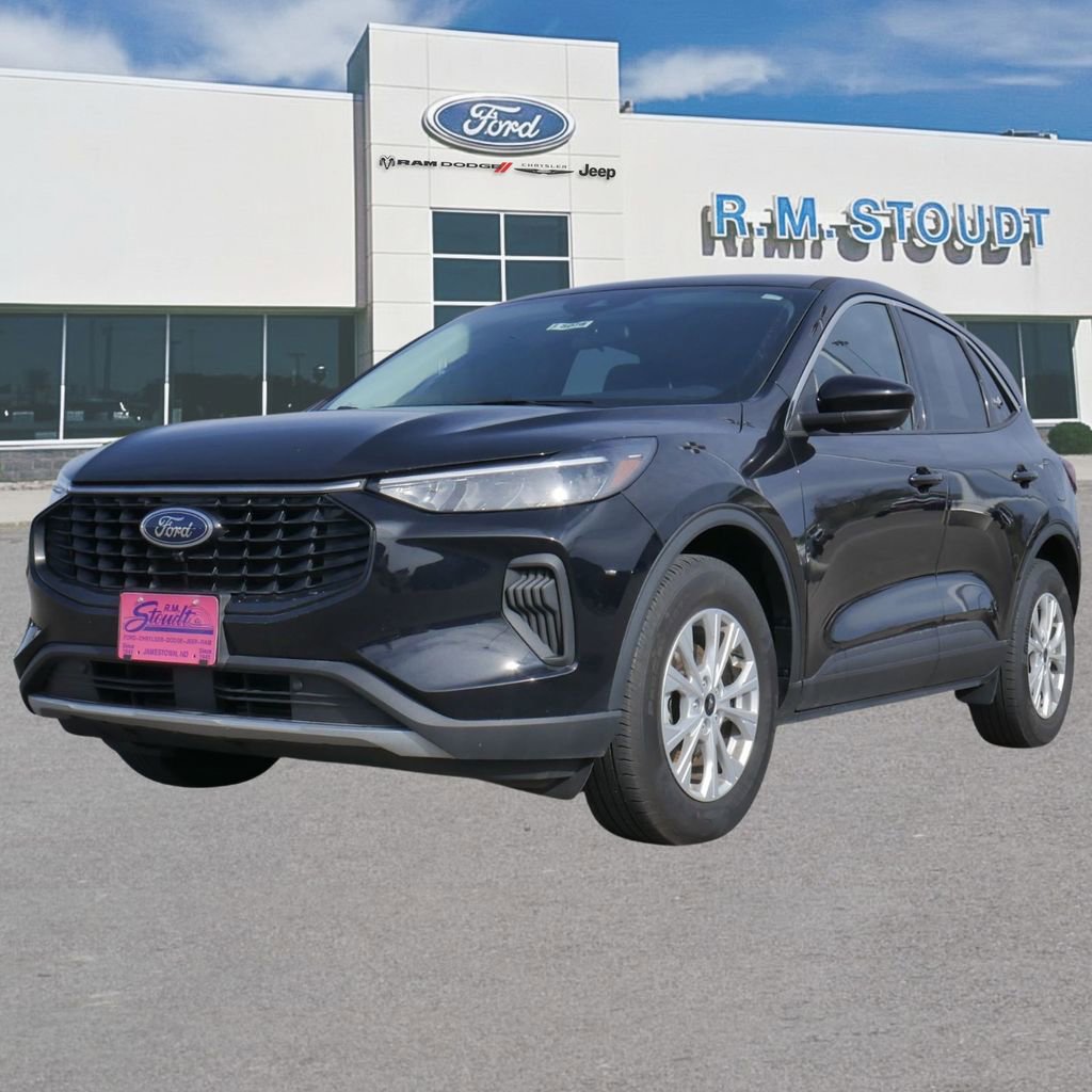 Used 2023 Ford Escape Active w/ Tech Pack #2 AWD/4WD image 15