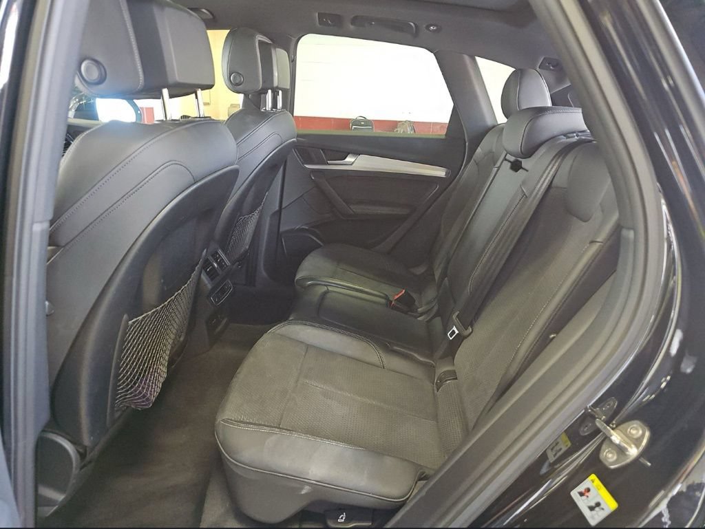Used 2021 Audi SQ5 Prestige w/ Prestige Package AWD/4WD image 3