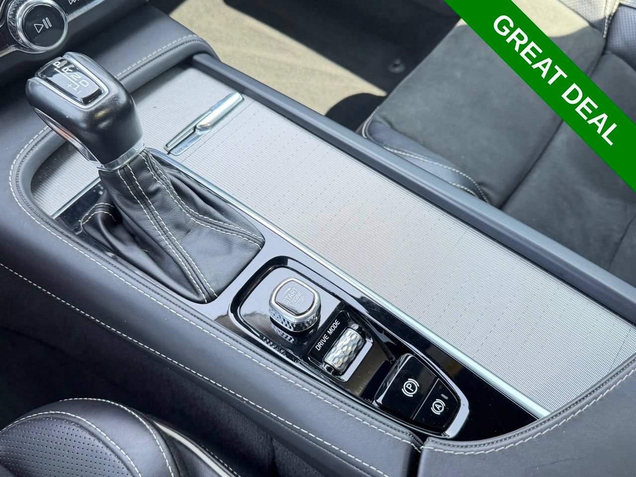 Used 2021 Volvo S90 T6 R-Design w/ Advanced Package AWD/4WD image 21