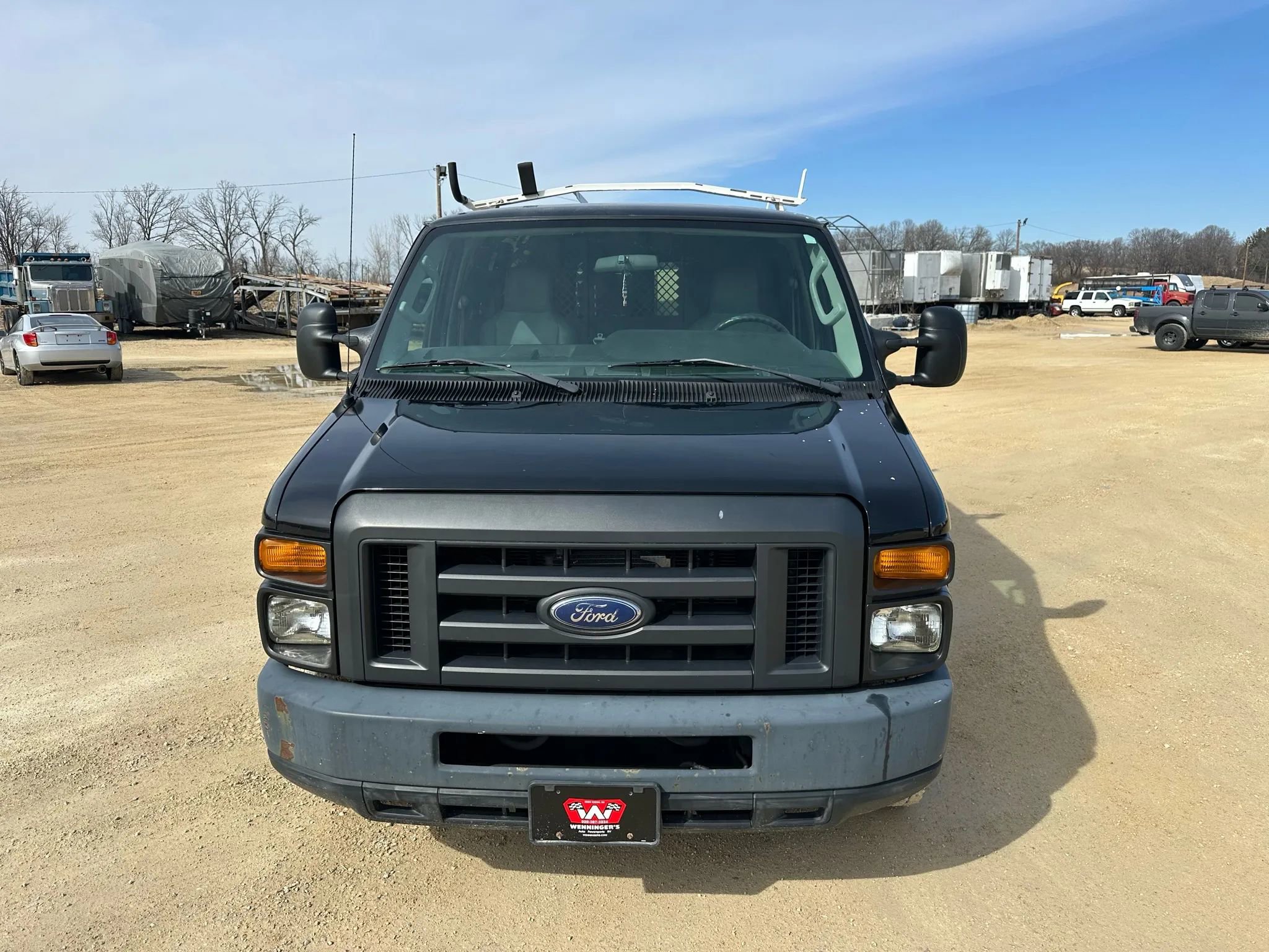 Used 2013 Ford E-350 and Econoline 350 Extended Super Duty RWD image 3