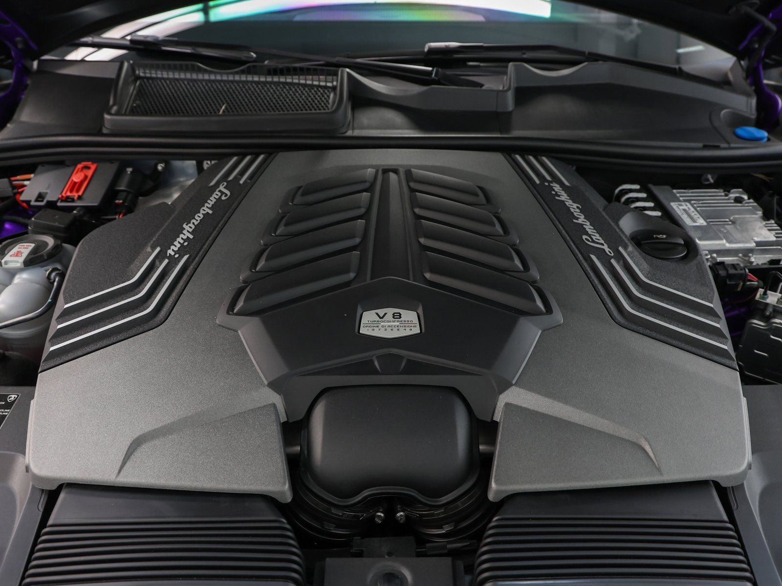 Used 2024 Lamborghini Urus S image 31