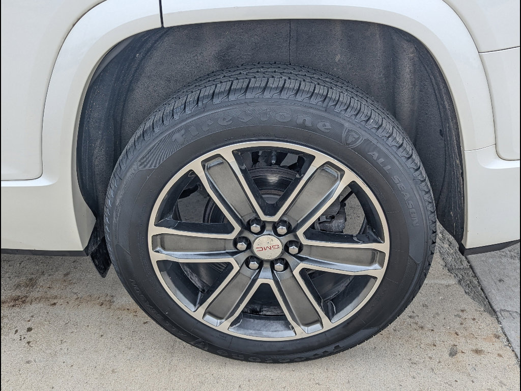 Used 2017 GMC Acadia Denali w/ Technology Package AWD/4WD image 14