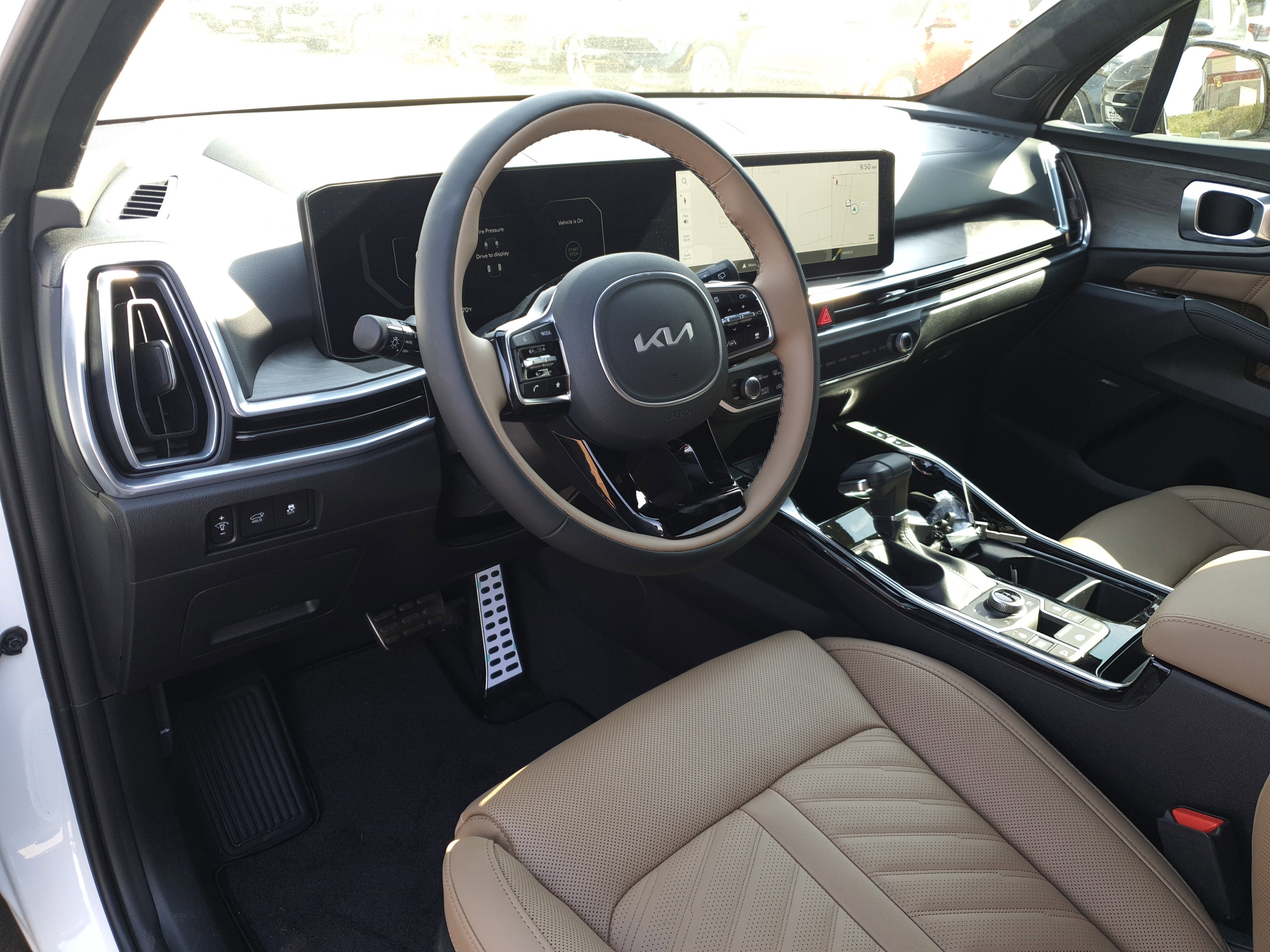 New 2025 Kia Sorento SX Prestige w/ Olive Brown Leather Package image 19