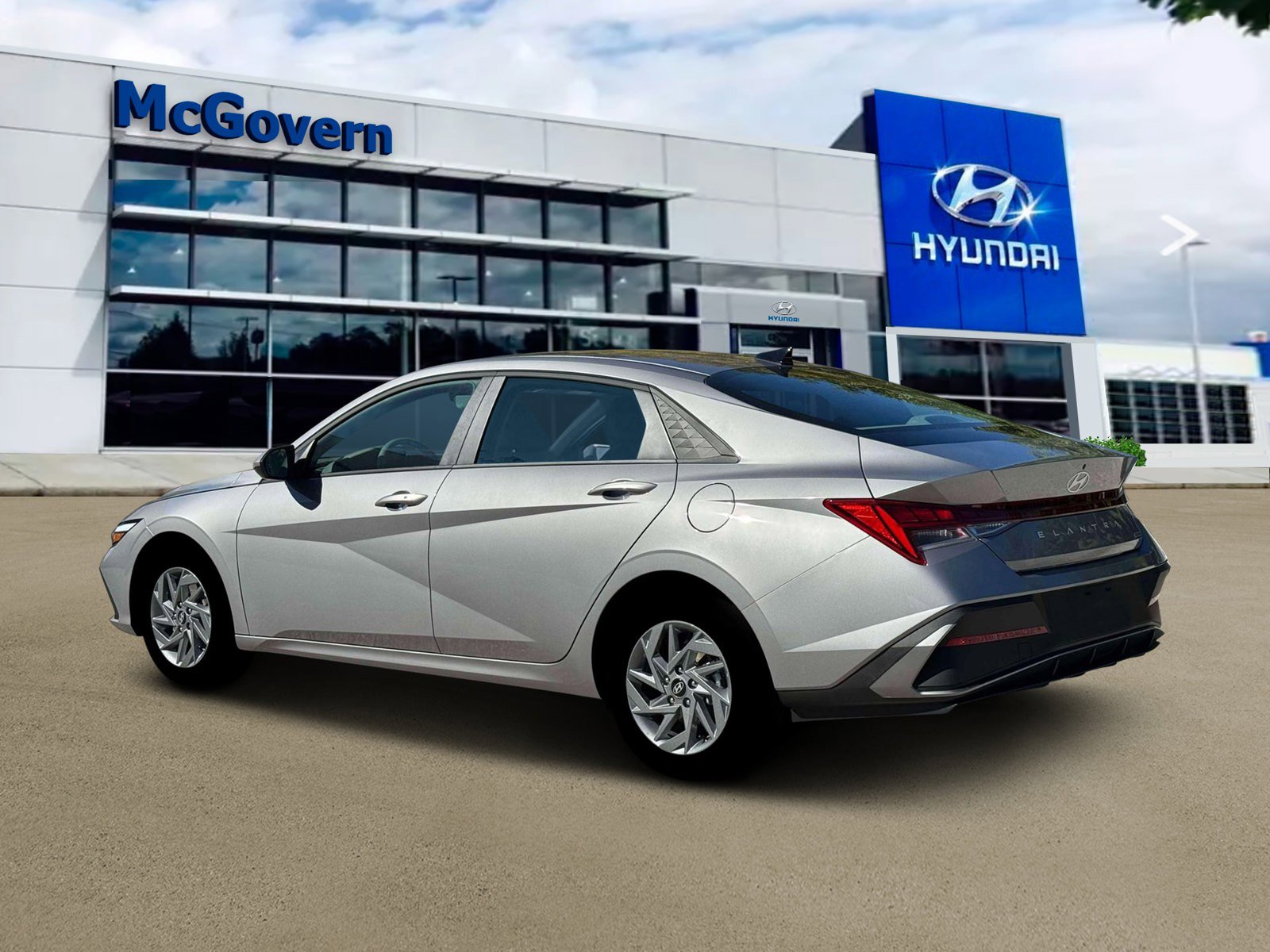New 2026 Hyundai Elantra Hybrid FWD image 4