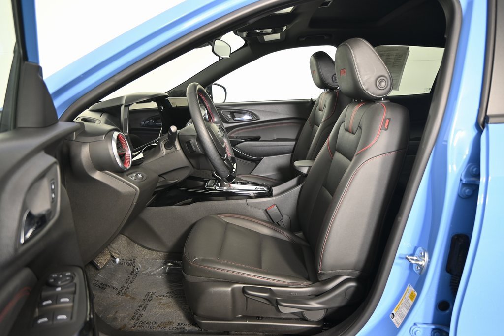 Used 2024 Chevrolet Trax RS w/ Sunroof Package image 20