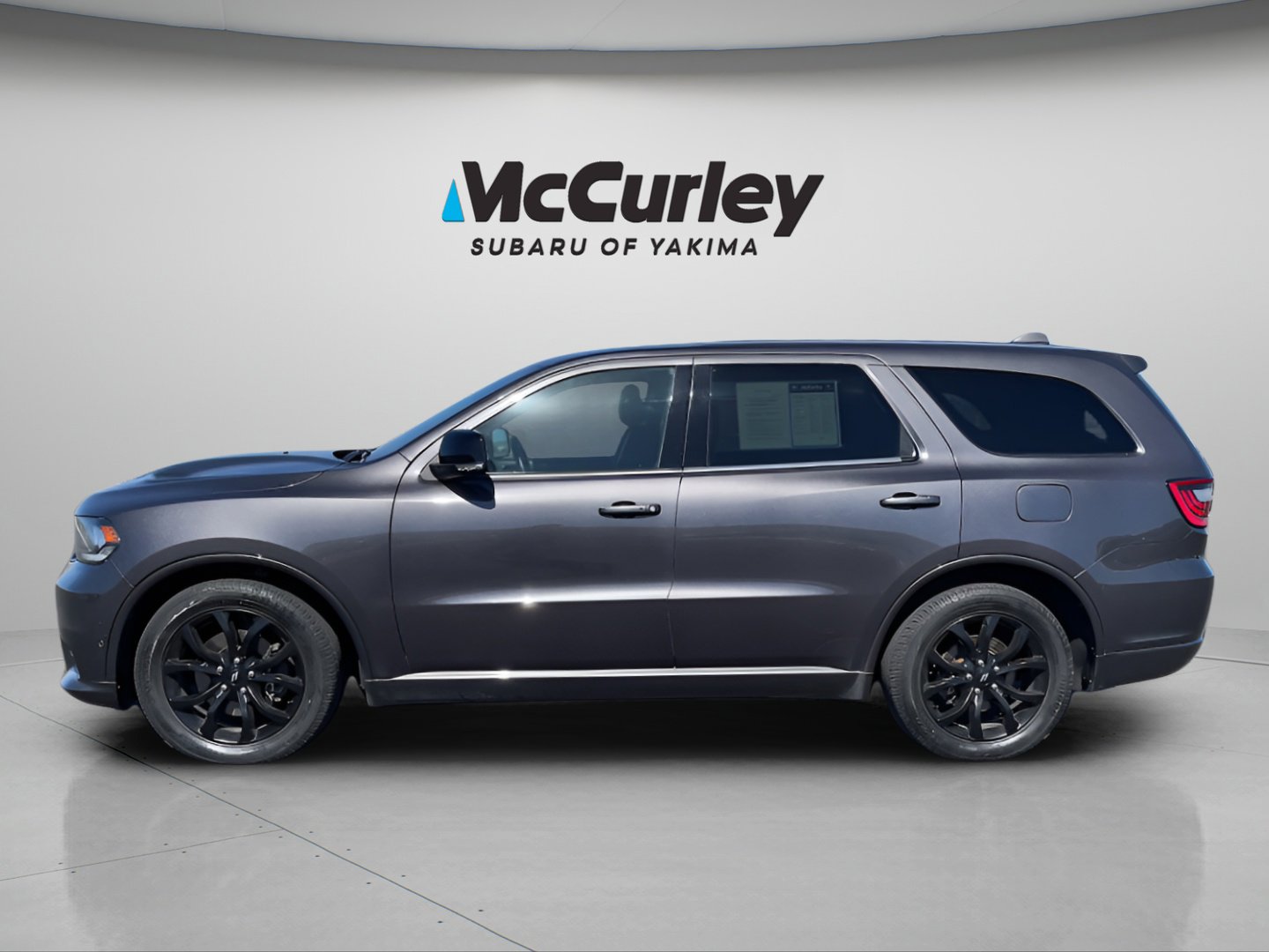 Used 2019 Dodge Durango R/T w/ Technology Group image 2
