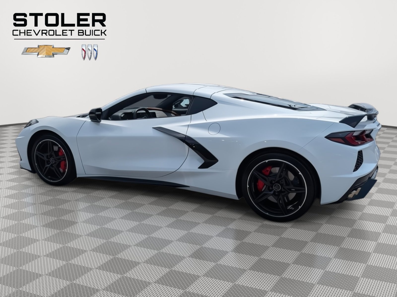 Used 2022 Chevrolet Corvette Stingray Premium Cpe w/ Z51 Performance Package image 2