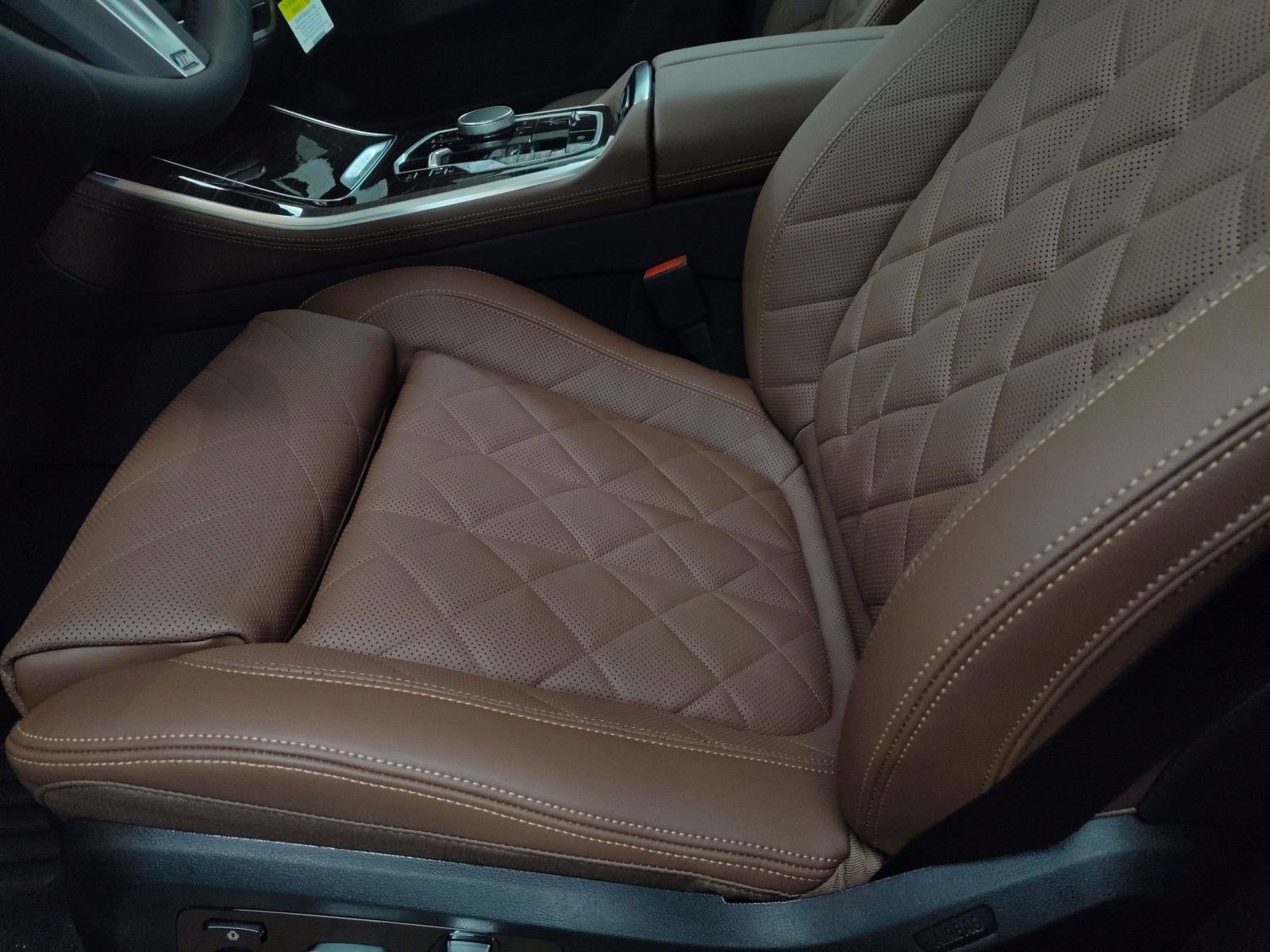 New 2026 BMW X5 xDrive50e w/ M Sport Package image 17