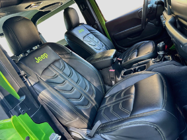 Used 2018 Jeep Wrangler Sport AWD/4WD image 25