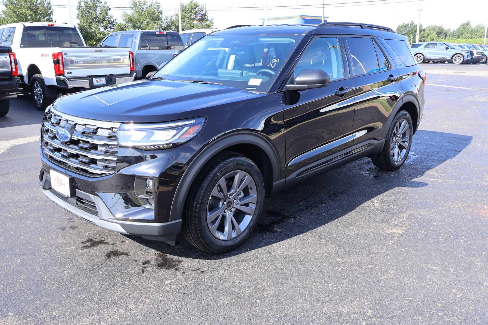 New 2026 Ford Explorer Active w/ Active Comfort Package AWD/4WD image 11