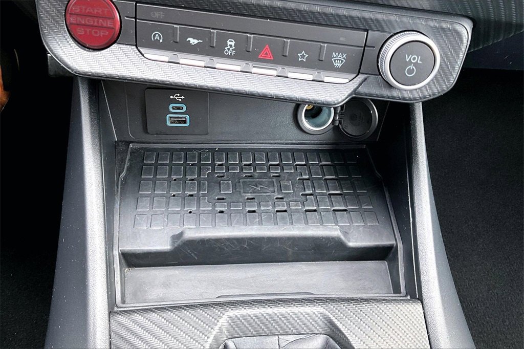 Used 2024 Ford Mustang Premium image 15