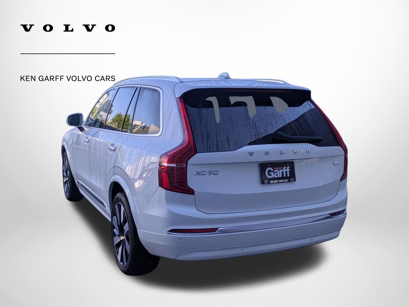Used 2024 Volvo XC90 T8 Plus w/ Protection Package AWD/4WD image 5