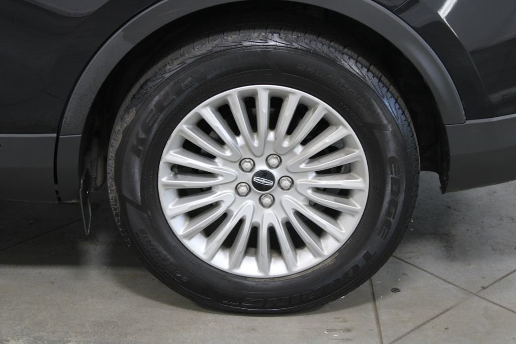 Used 2020 Lincoln Nautilus FWD image 18