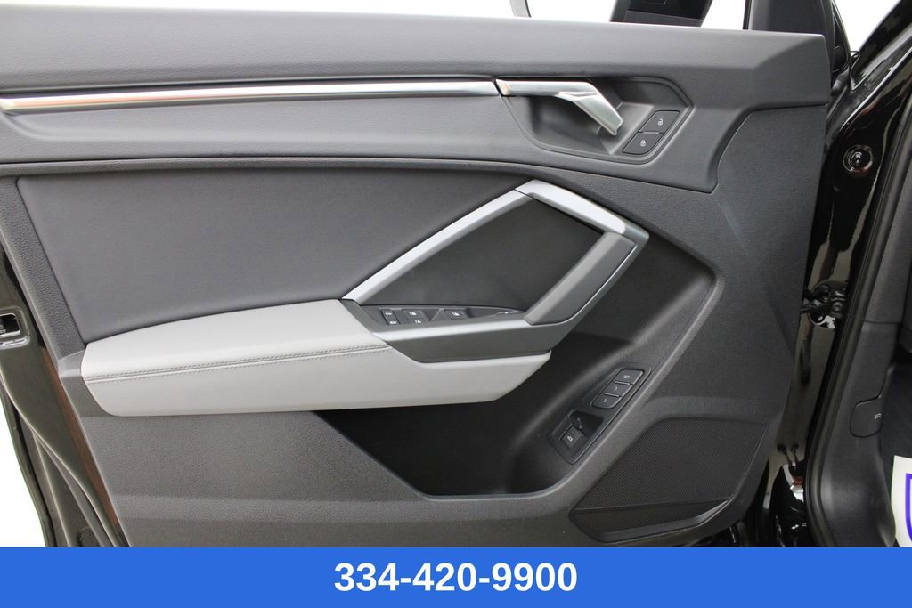 New 2025 Audi Q3 2.0T Premium image 14