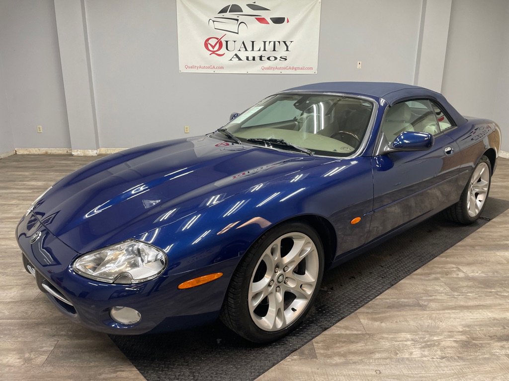 Used 2003 Jaguar XK8 Convertible image 2