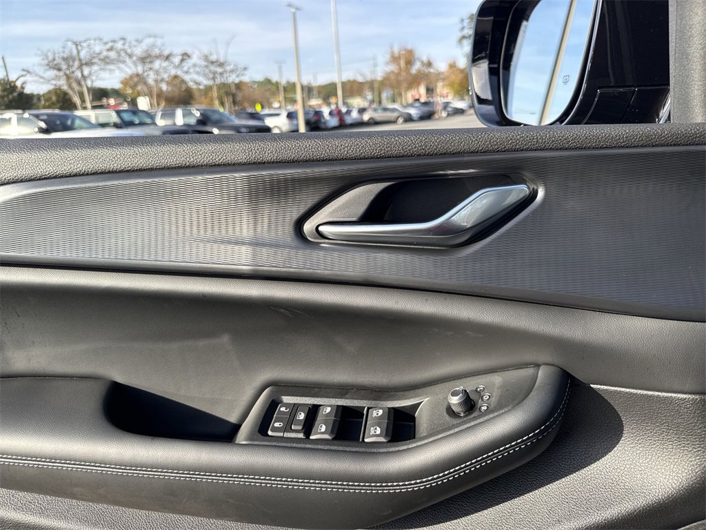 New 2025 Jeep Grand Cherokee Altitude w/ Trailer Tow Package image 11