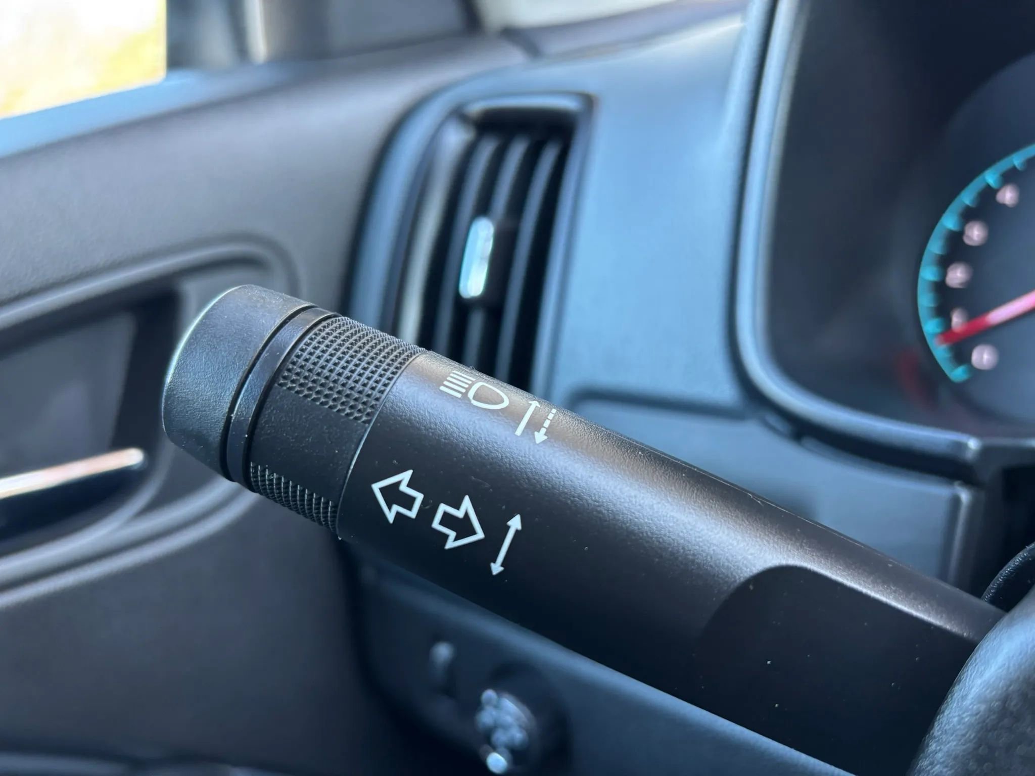 Used 2016 Chevrolet Colorado Z71 image 25