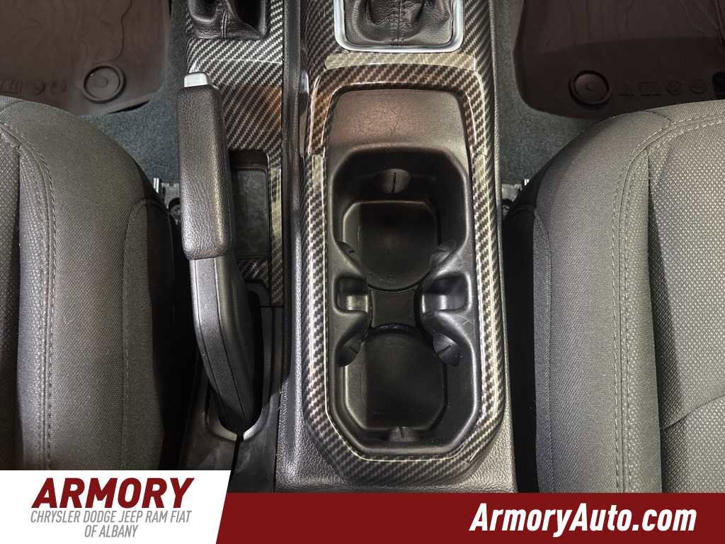 Used 2022 Jeep Wrangler Unlimited Sport image 21