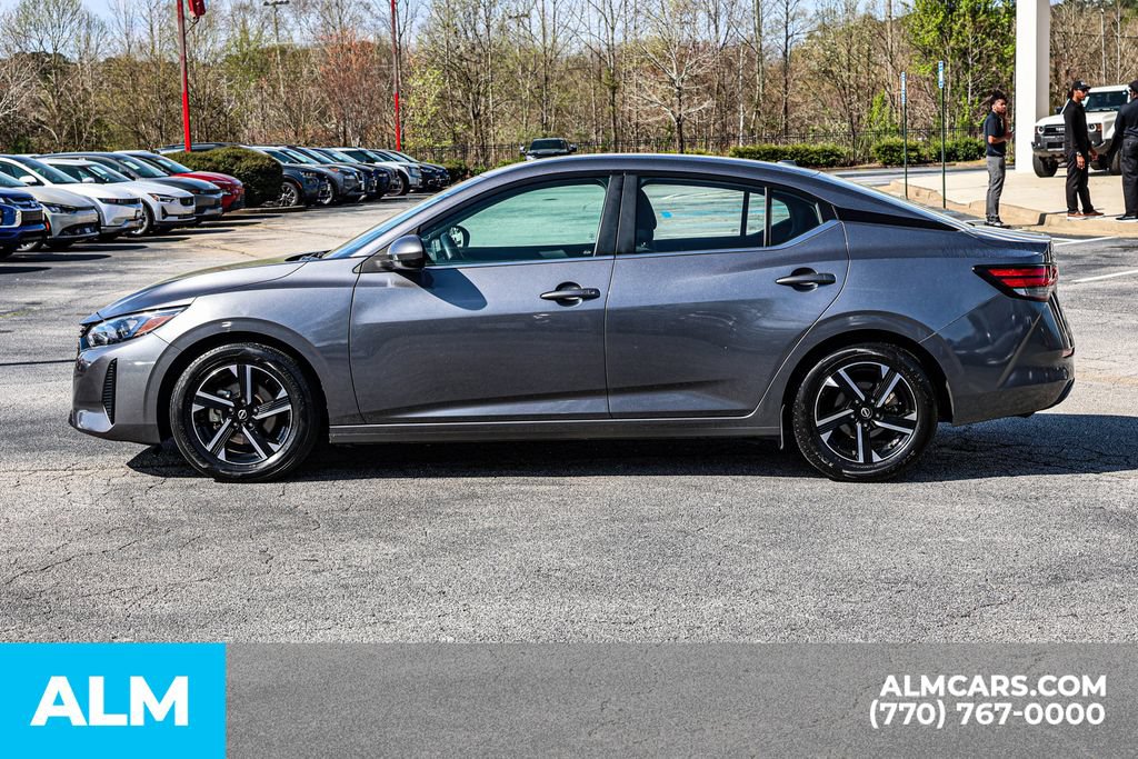 Used 2024 Nissan Sentra SV FWD image 8