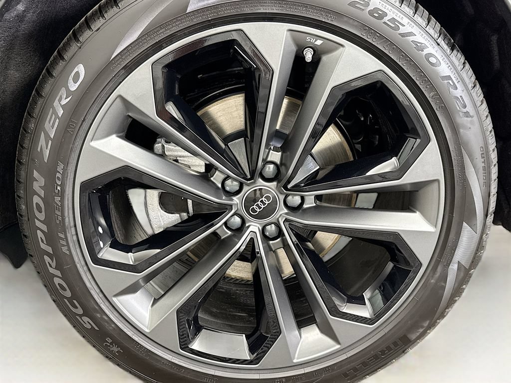 Used 2026 Audi Q7 3.0T Premium Plus w/ Premium Plus Package AWD/4WD image 30