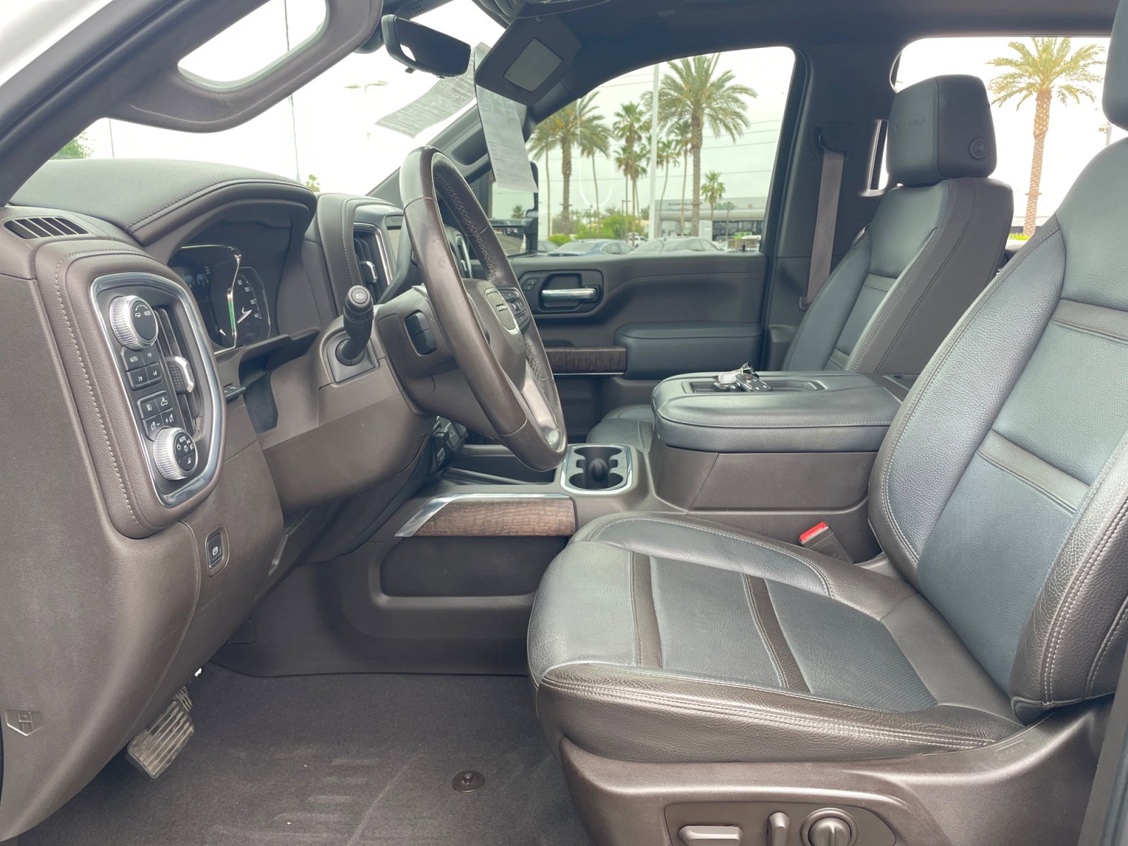 Used 2021 GMC Sierra 2500 Denali w/ Denali Ultimate Package image 14