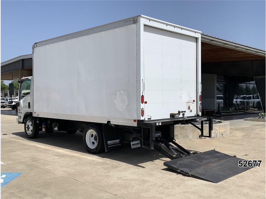 Used 2023 Isuzu NPR RWD image 8