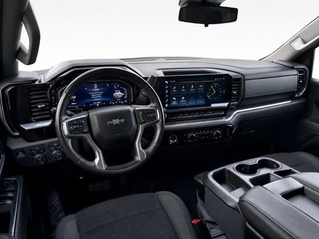 Used 2022 Chevrolet Silverado 1500 RST AWD/4WD image 24
