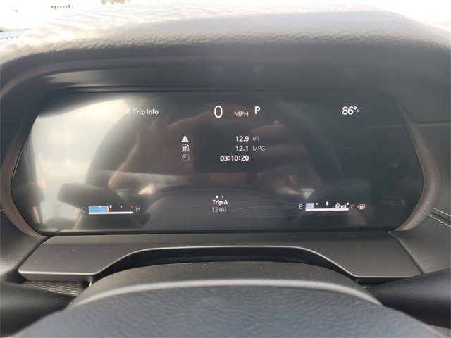 New 2025 Jeep Grand Cherokee Altitude image 30