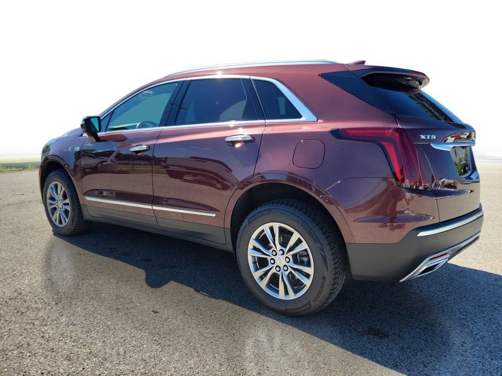 Certified 2022 Cadillac XT5 Premium Luxury w/ LPO, Floor Liner Package FWD image 3