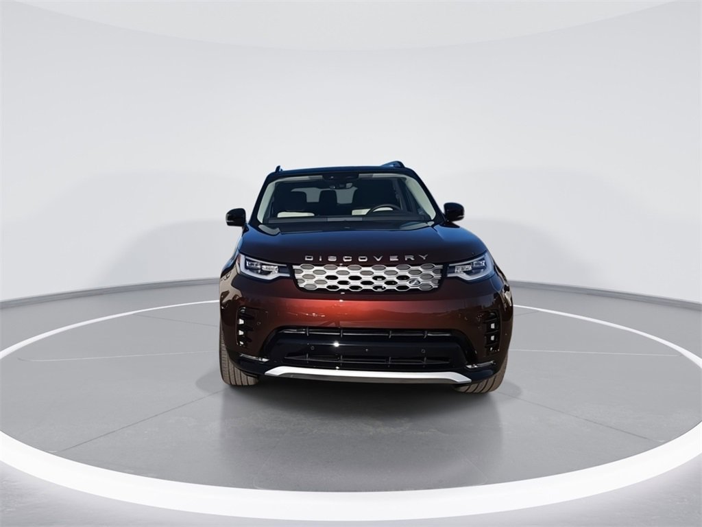 New 2026 Land Rover Discovery Limited Edition image 3