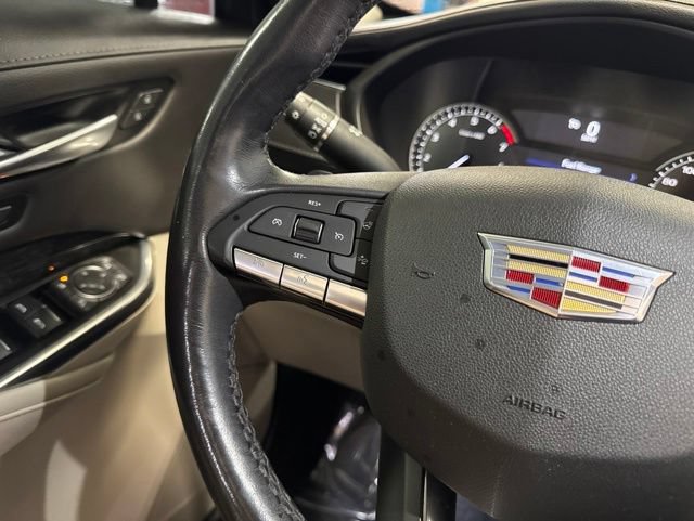 Used 2023 Cadillac XT4 Premium Luxury w/ Enhanced Visibility Package FWD image 33