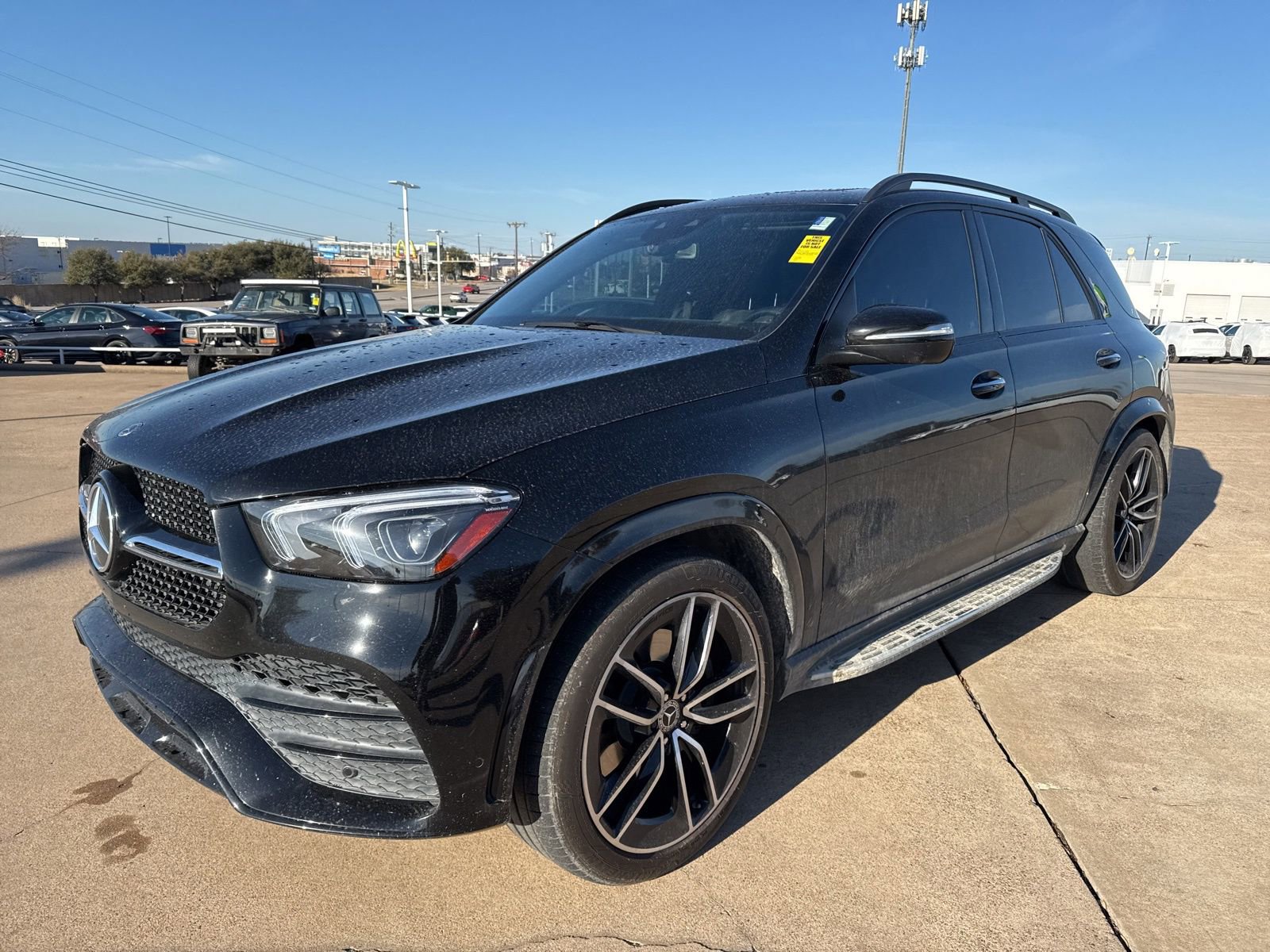 Used 2021 Mercedes-Benz GLE 580 4MATIC image 3