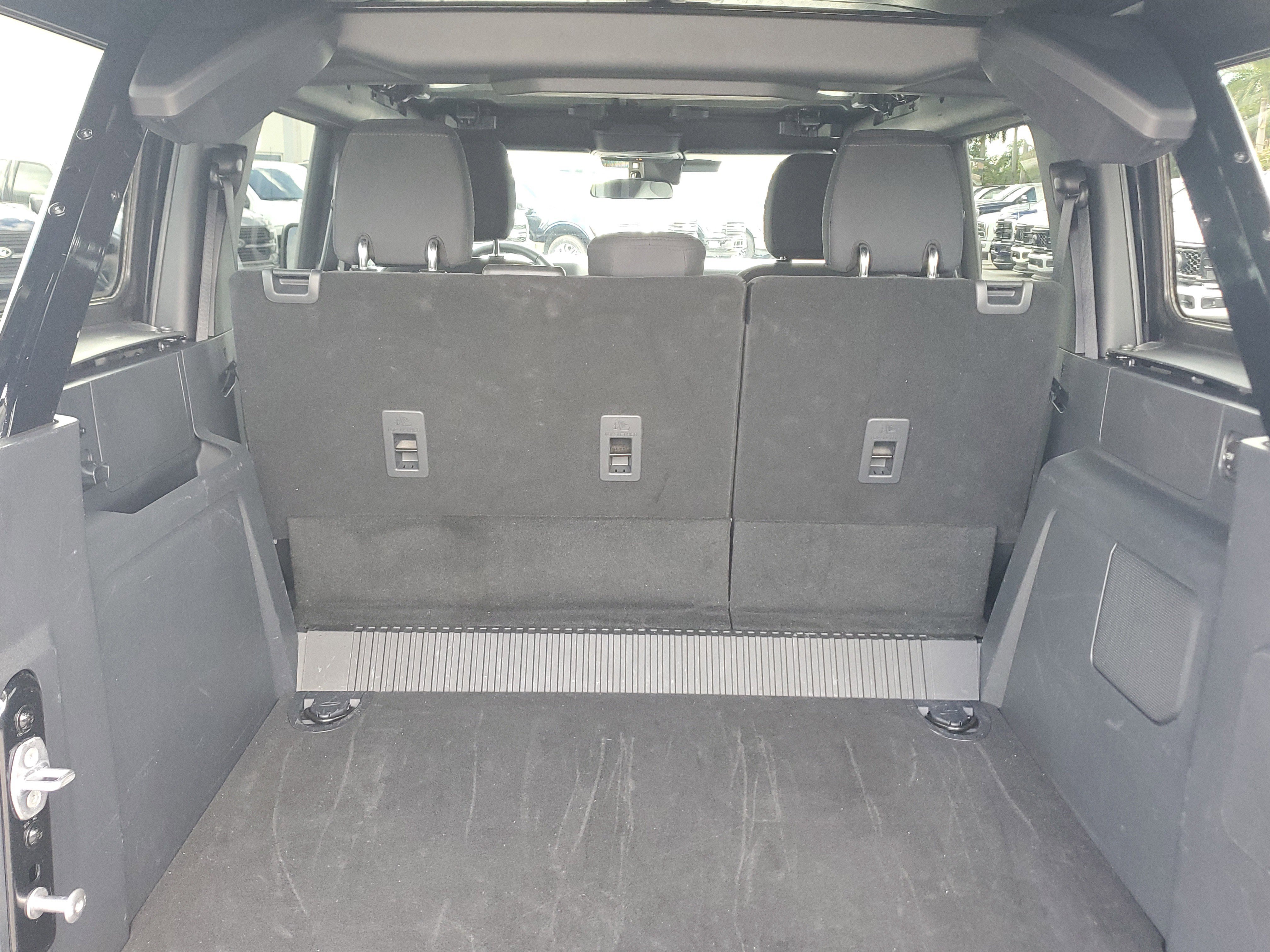 Used 2025 Ford Bronco Big Bend image 15