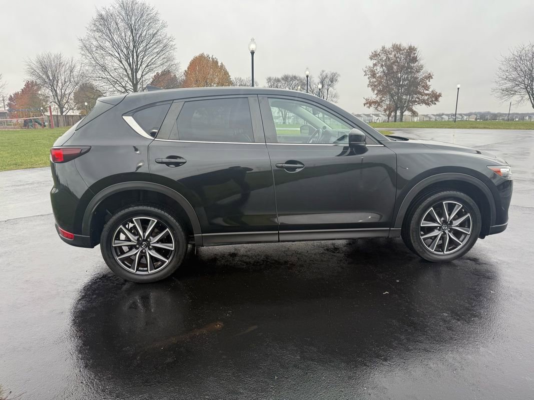 Used 2018 MAZDA CX-5 Touring w/ Preferred Equipment Package image 4