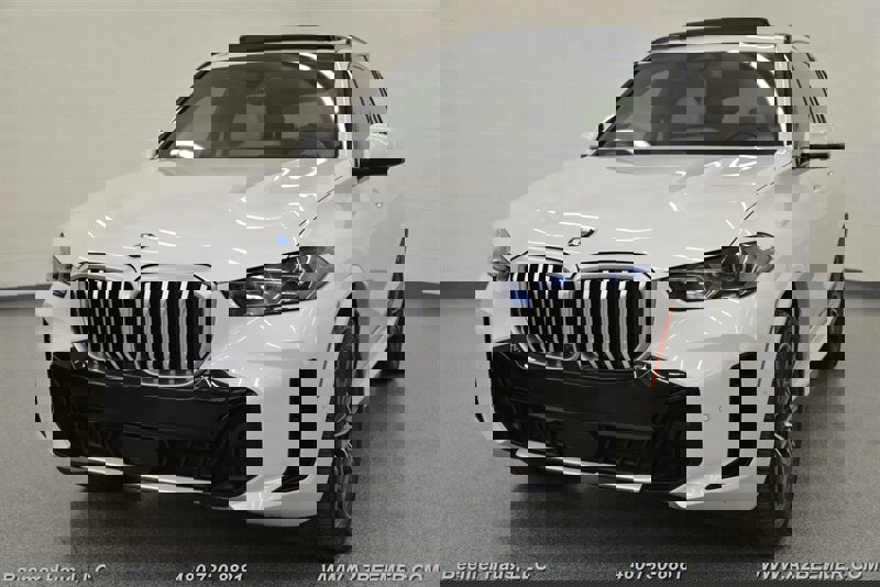 Used 2024 BMW X5 xDrive40i w/ Executive Package image 1