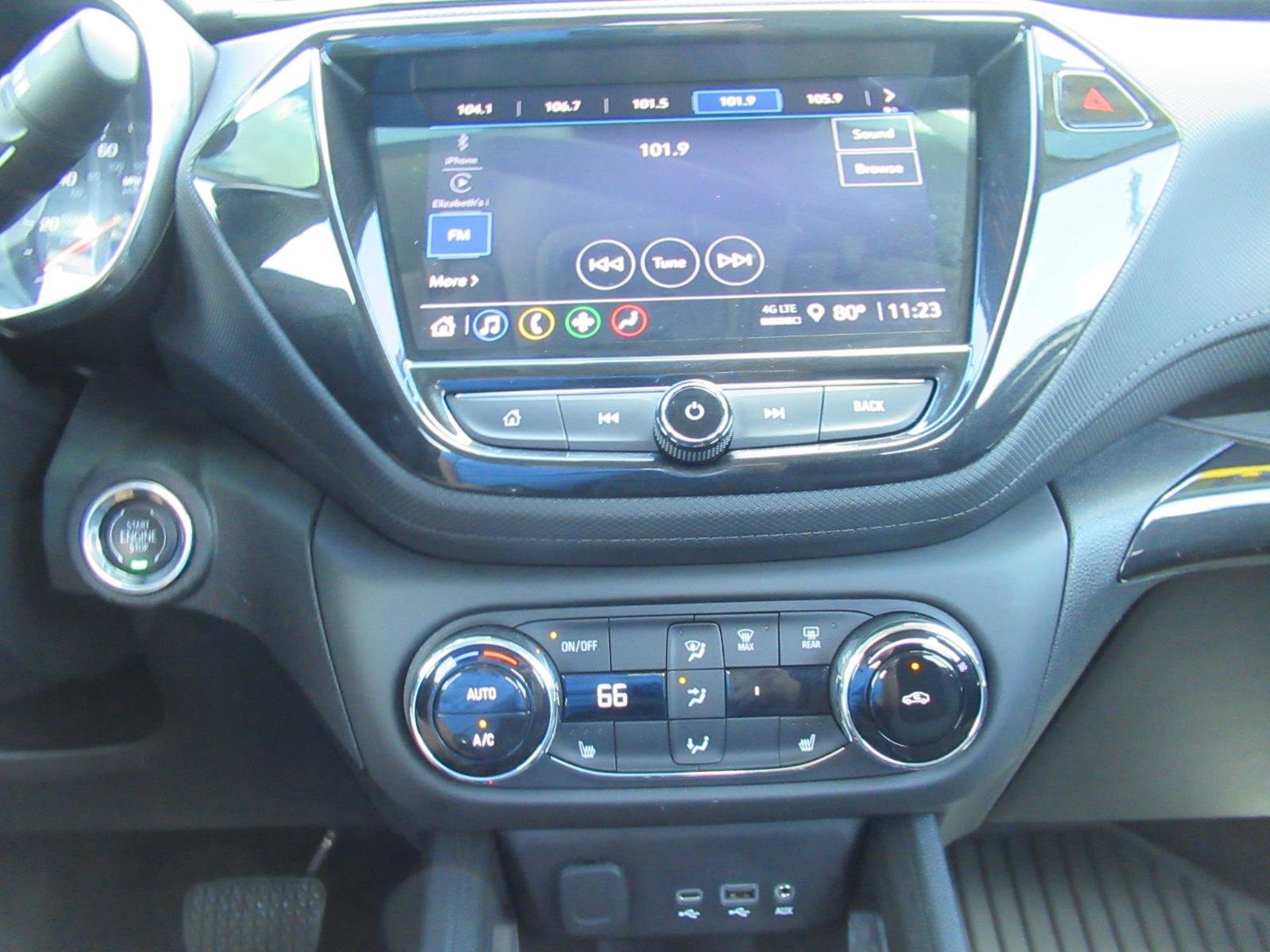 Used 2023 Chevrolet TrailBlazer LT w/ Convenience Package FWD image 27