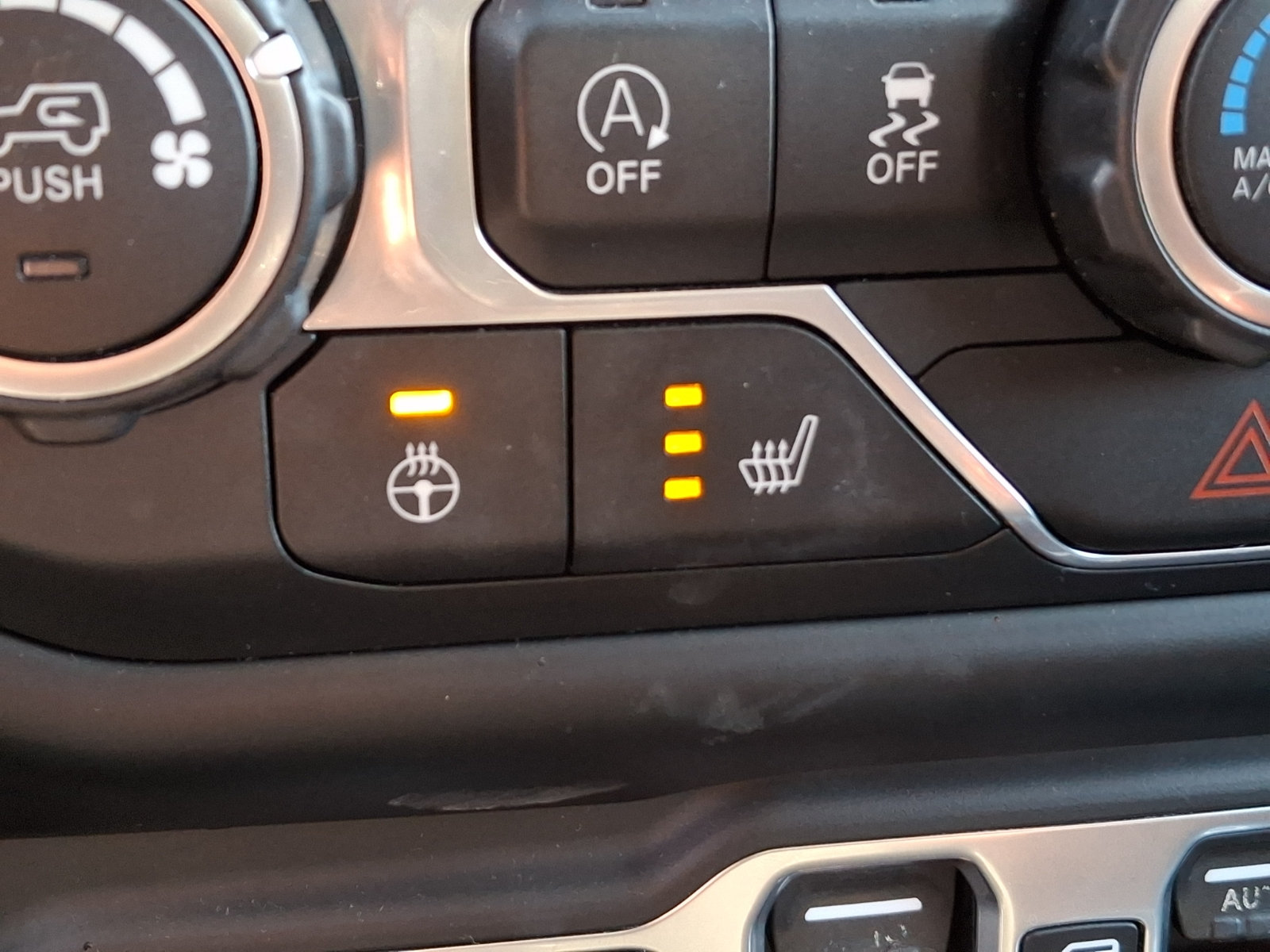 Used 2018 Jeep Wrangler Unlimited Sport S AWD/4WD image 24