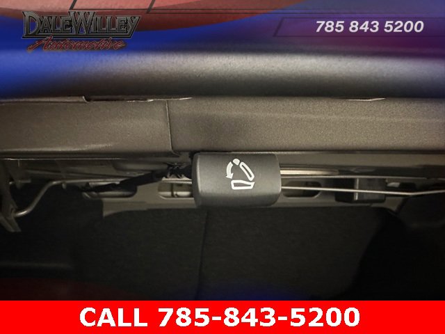 Used 2024 Chevrolet Malibu LT image 21