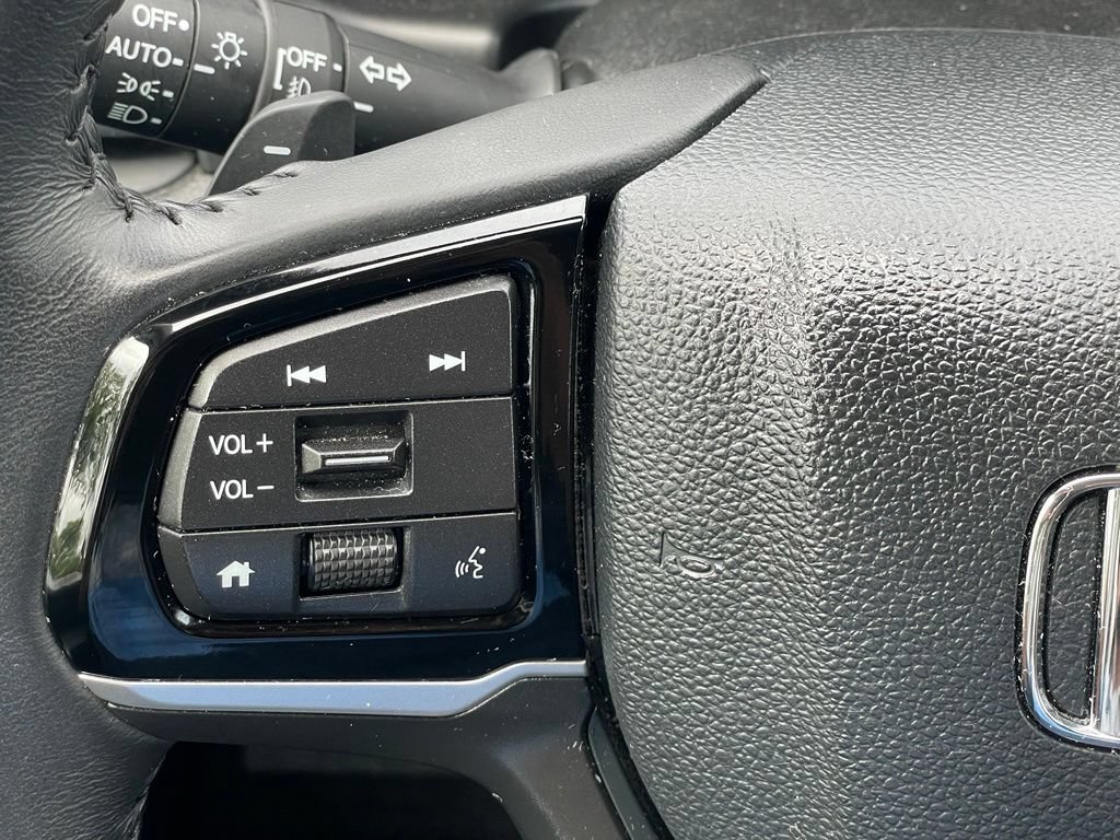 Certified 2025 Honda Odyssey EX-L image 15