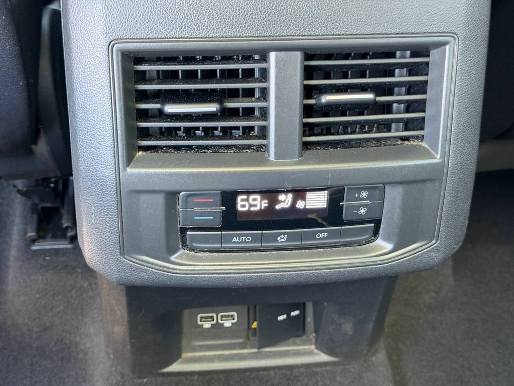 Used 2021 Volkswagen Atlas SEL AWD/4WD image 22