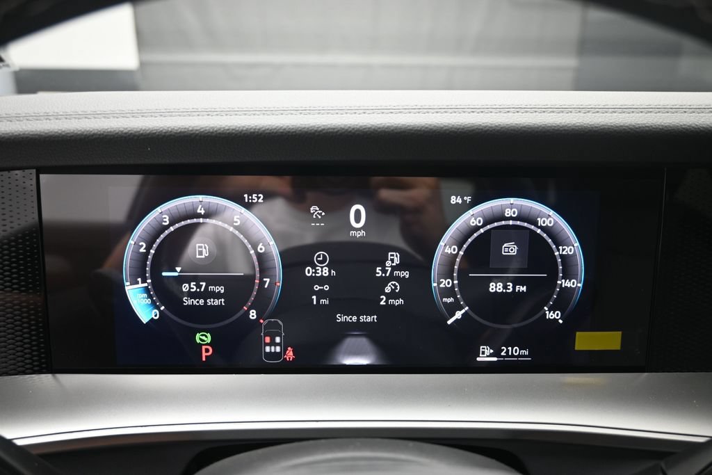 New 2026 Volkswagen Tiguan SE FWD image 10