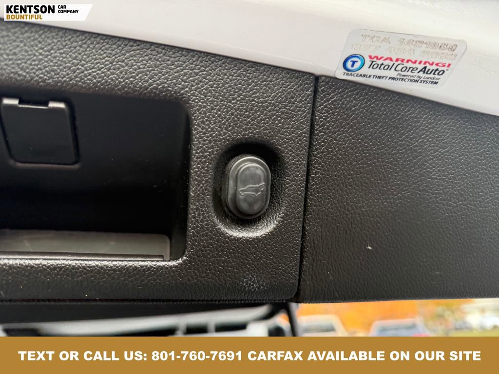 Used 2020 GMC Yukon SLT image 41