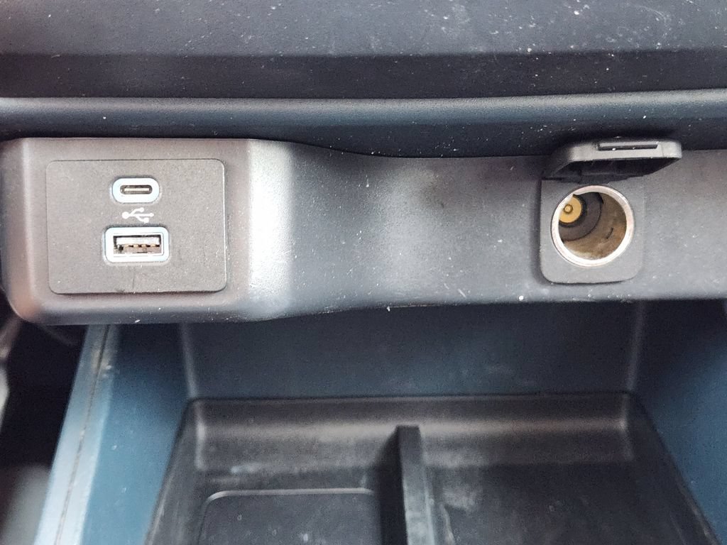 Used 2022 Ford Maverick XL FWD image 21