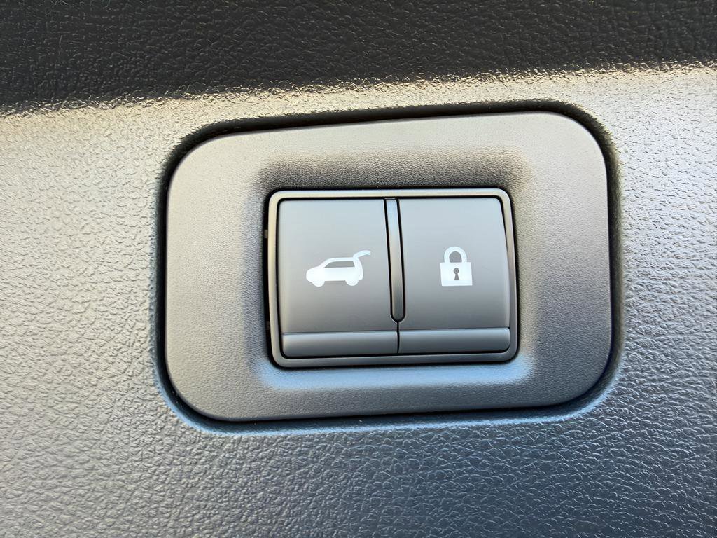 New 2026 Nissan Armada Platinum image 13