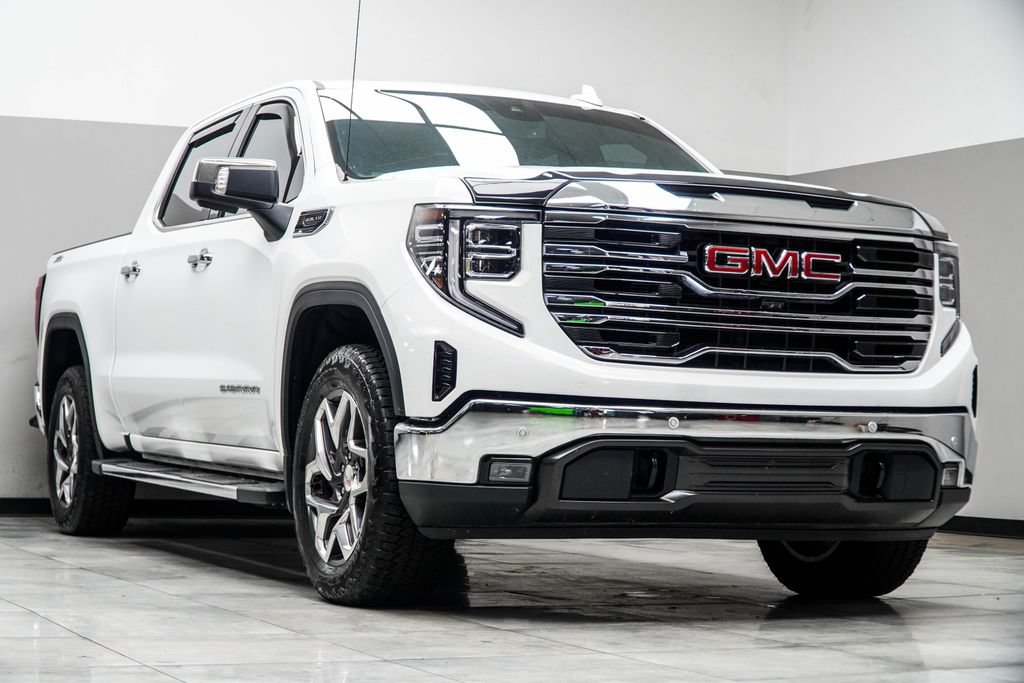 Used 2024 GMC Sierra 1500 SLT w/ SLT Premium Plus Package AWD/4WD image 4
