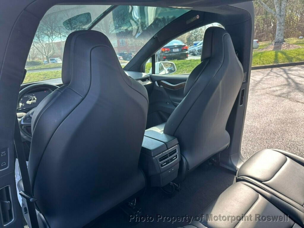 Used 2019 Tesla Model X Long Range image 17